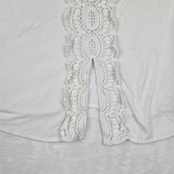 Pale Sky Women's White Sleeveless Blouse Size Medium Crochet Detail Keyhole Back - Picture 12 of 12
